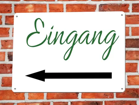 Wegweiser Eingang links Bild