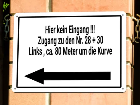 Wegweiser Hier kein Eingang!! Bild