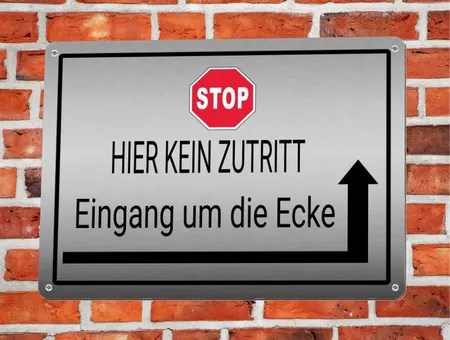Wegweiser Hier kein Zutritt Bild
