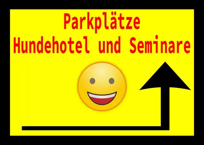 Wegweiser Parkplatz Hundehotel Bild